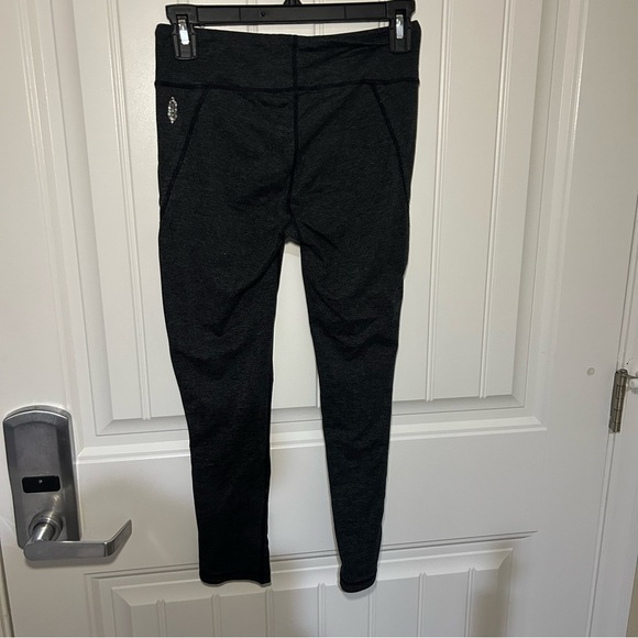 FP Movement by Free People Charcoal Grey Infinity Cutout Leggings Size Small - Picture 5 of 11